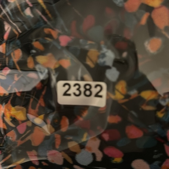 The Pioneer Woman Black and Floral Peasant Top Small - Picture 12 of 12